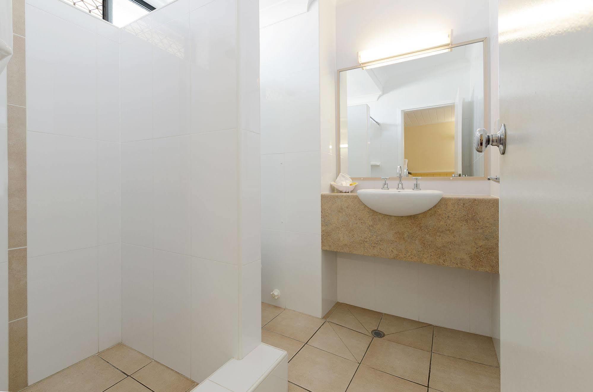 Jackie Howe Motel 3*